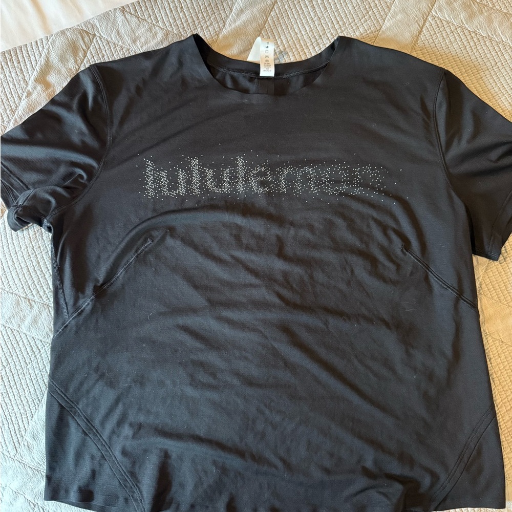 Lululemon Black T-Shirt